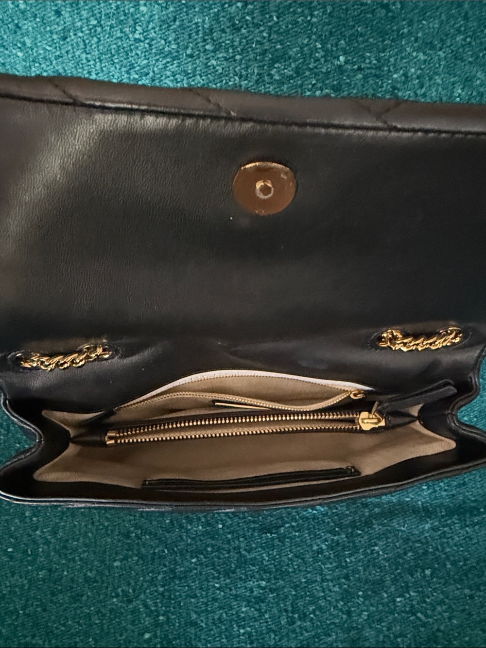 Tory Burch Black Quilted Leather Shoulder Bag with Gold Chain - Picture 2 of 5